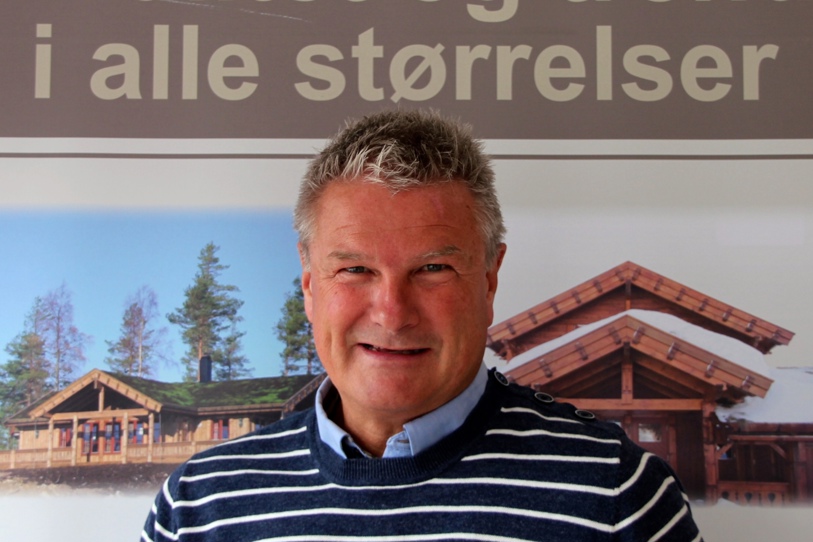 Jan Einar Stølan, selger fot Torstein Lindheim på Søre Vegglifjell. 